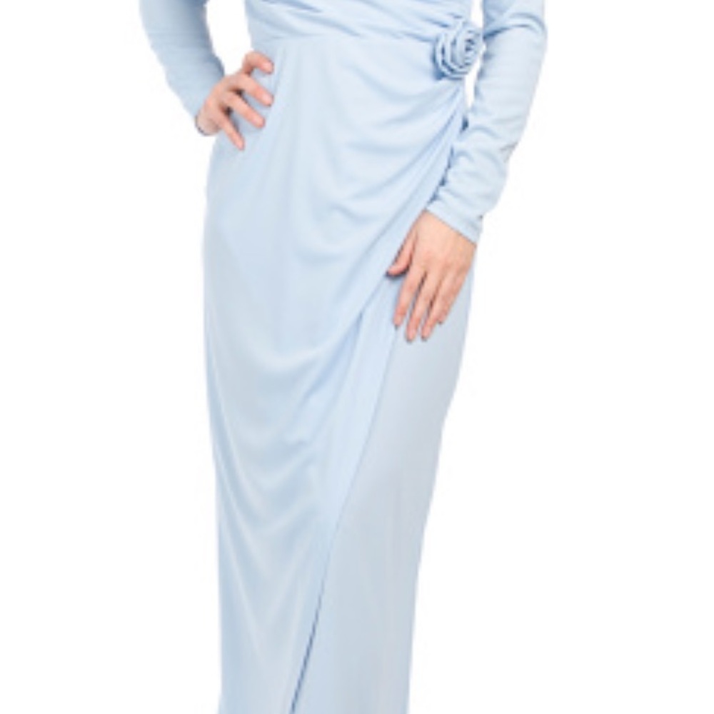 Elegant Light Blue Long Sleeve Dress